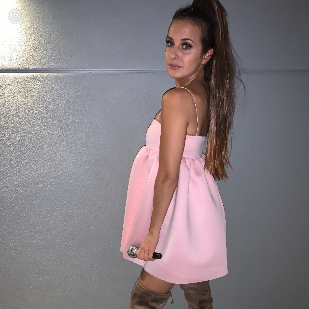 Ariana Grande Halloween costume fashion nova